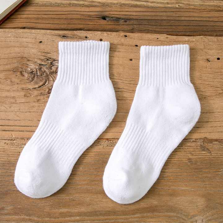Men's Summer White Medium Tube Socks, Black Sweat 