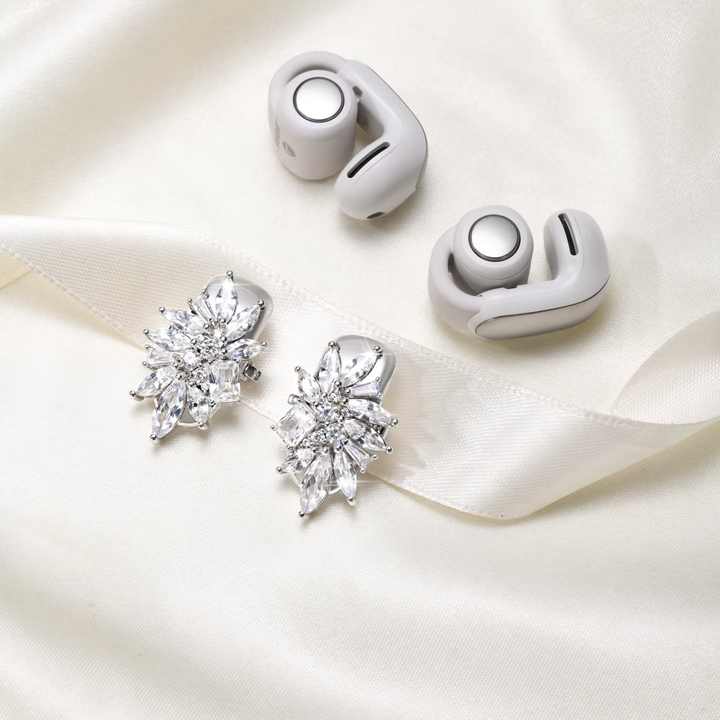 Modern ear studs