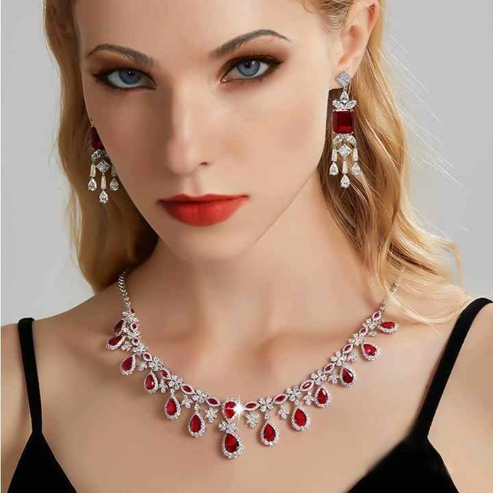 قلادة فاخرة جديدة من الفضة الإسترلينية عيار 925New Luxury 925 Sterling Silver Necklace