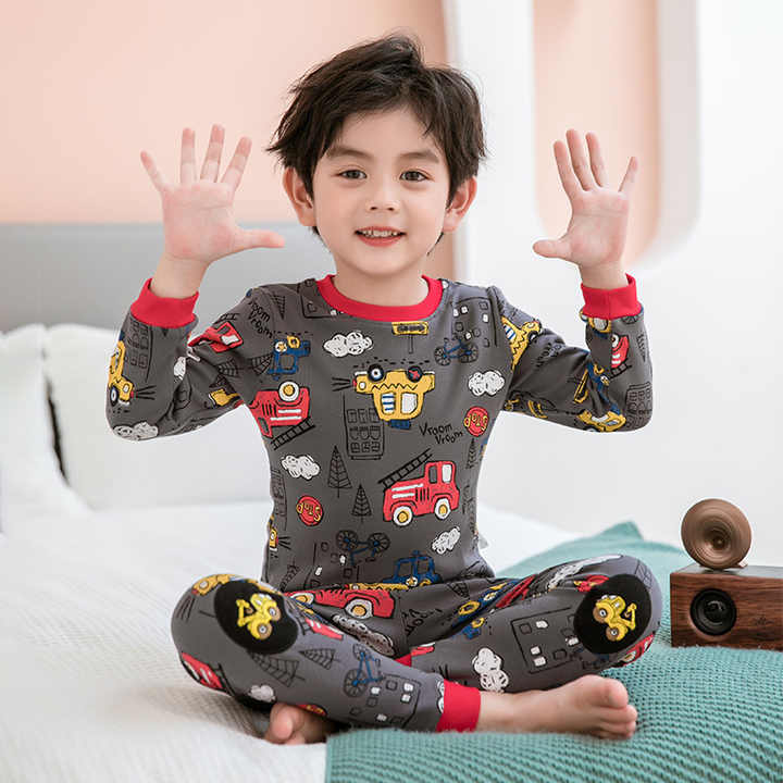 Children's sleep suits 