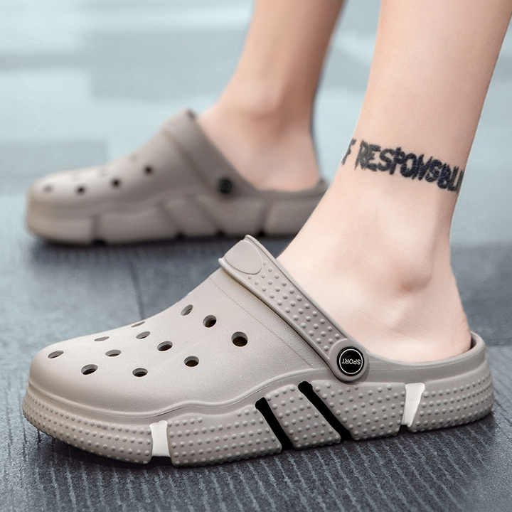 Oversized beach slippers 