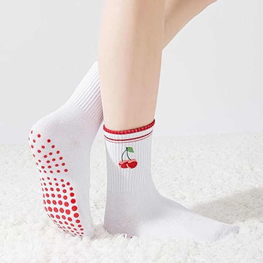 owel Bottoms, Women's Anti-slip Pilates Socks جوارب يوغا عالية الجودة مطرزة بشعار الكرز، قيعان منشفة