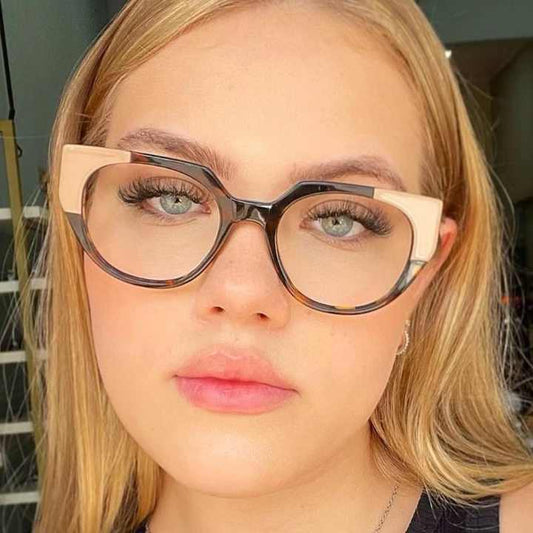 نظارات طبيه نسائيه