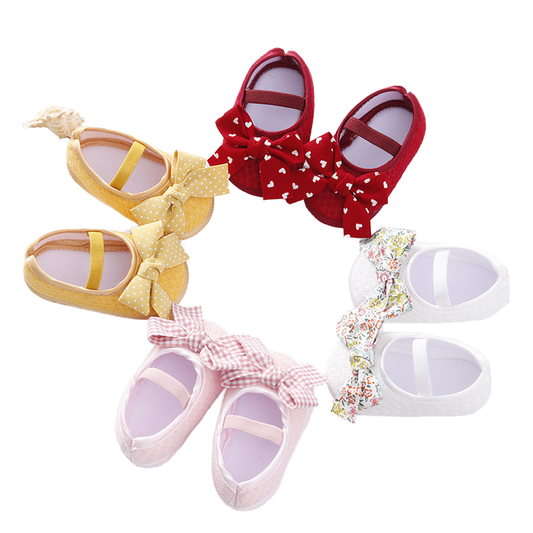 أحذية أطفال كلاسيكية جميلة - Beautiful classic baby shoes