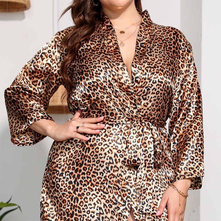 Women's sleepwear 