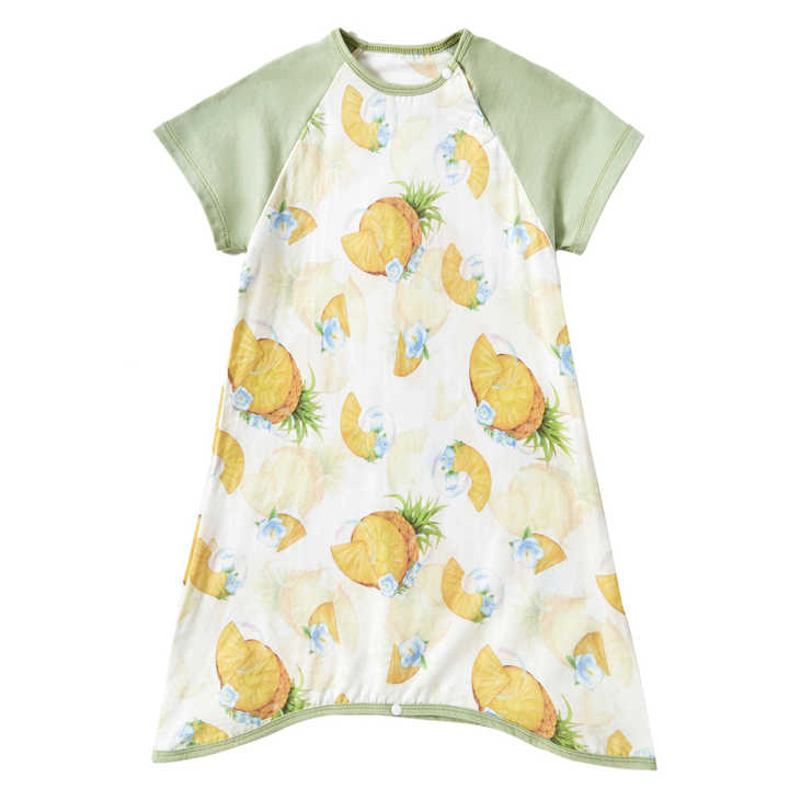 Children's sleep suits 