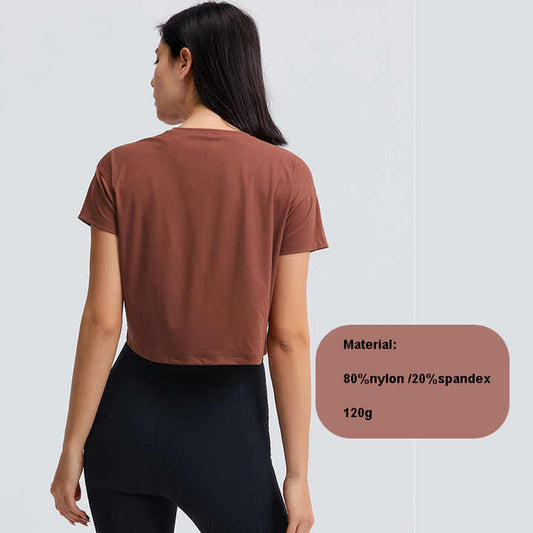 قمصان رياضية قصيرة الأكمام