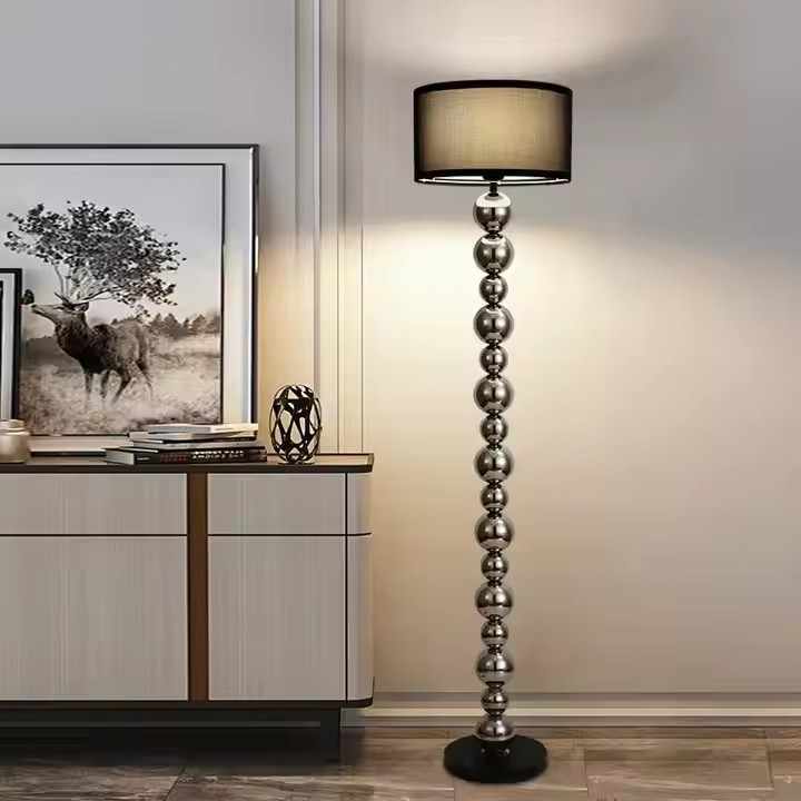 ديكور منزلي بتصميم بسيط، مصباح