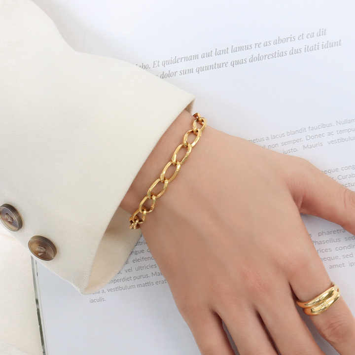 New geometric plated bracelet 