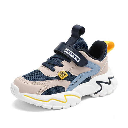 أحذية رياضية جديدة عالية الجودة  . New high quality sneakers