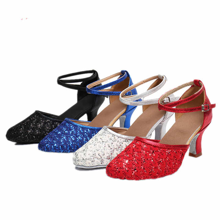 أحذية رقص لاتينية - Latin dance shoes