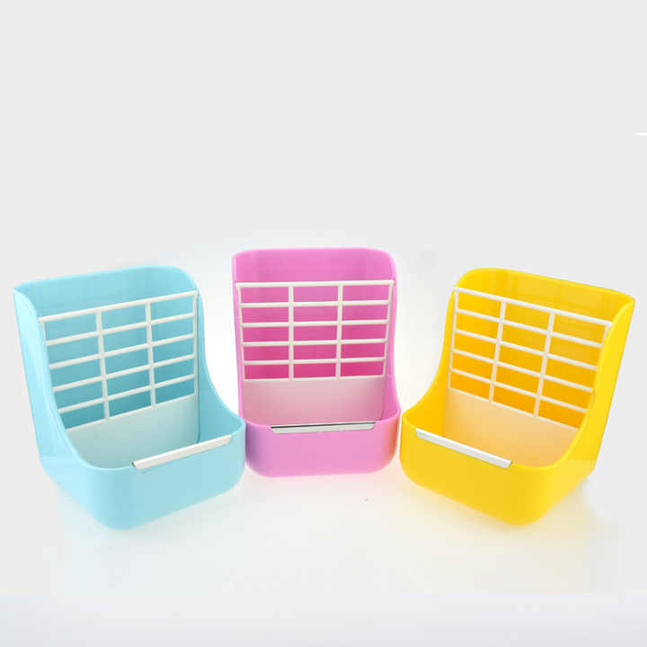 Rabbit straw feeding bowl. Bowls and feeders 