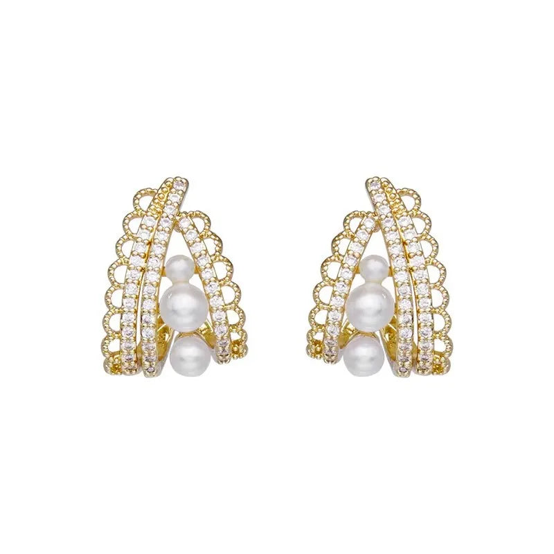 Necklace and earrings for women 