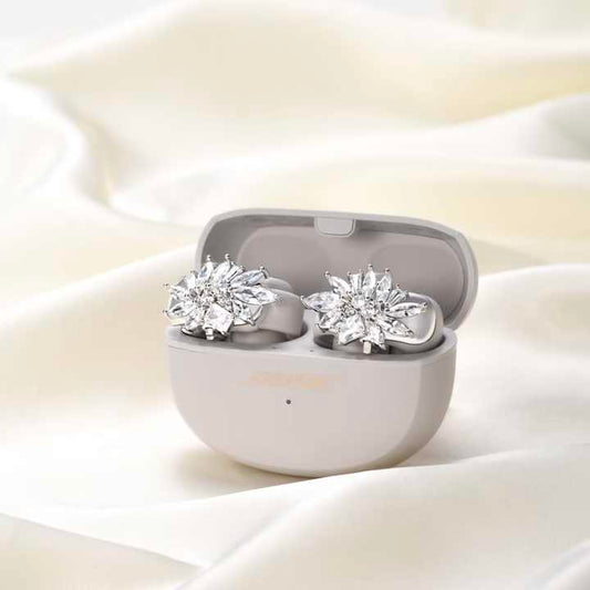 Modern ear studs