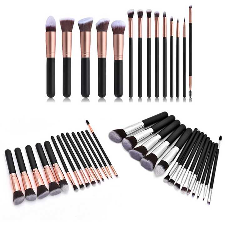 makeup brushes 
