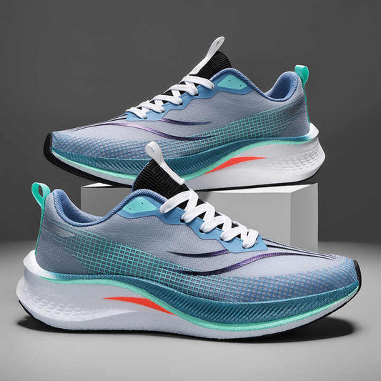 حذاء رياضي من ماركة