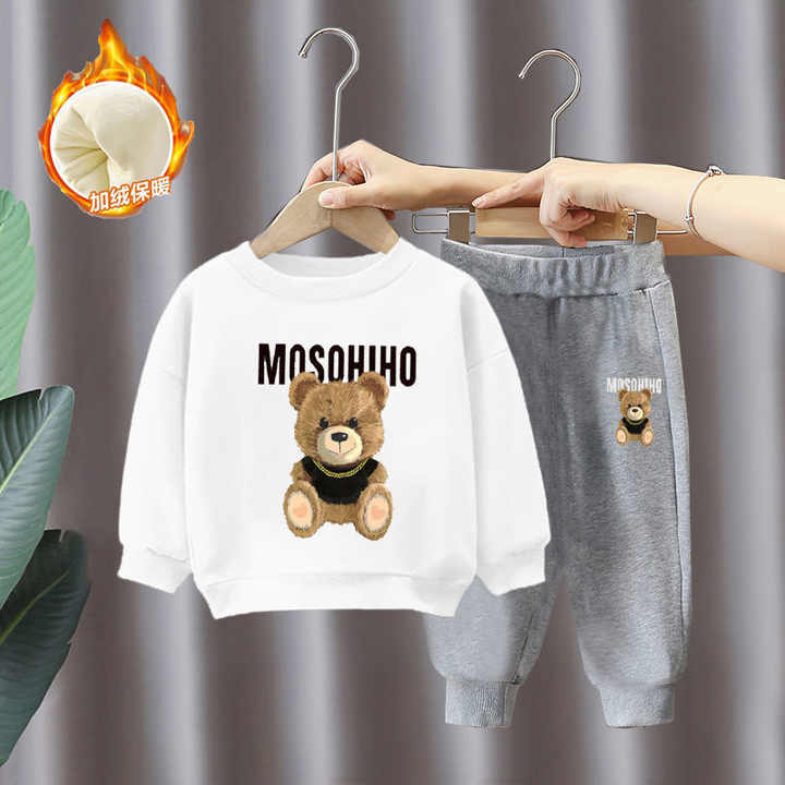 أحدث بدلات العرق المصممة حسب الطلب . Latest Custom Designed Sweat Suits