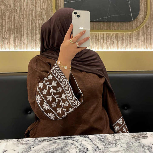 عبايات ملونة الطلعات و المناسبات