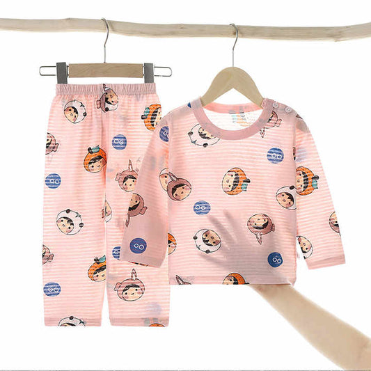 Children's sleep suits 