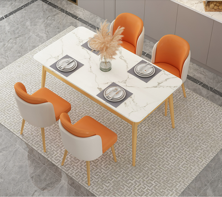 dining table .. طاولة طعام