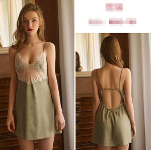 بيجامة نوم نسائية مثيرة