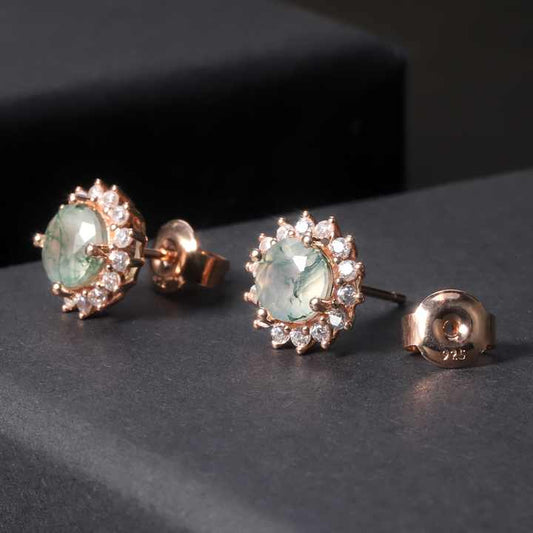 Women's stud earrings 