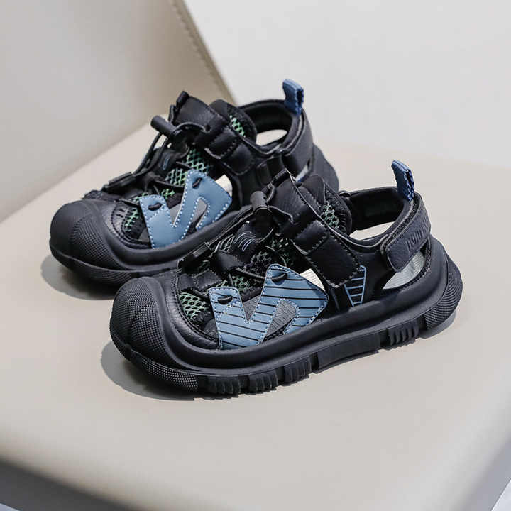 Unisex Breathable Mesh Walking Sandals 