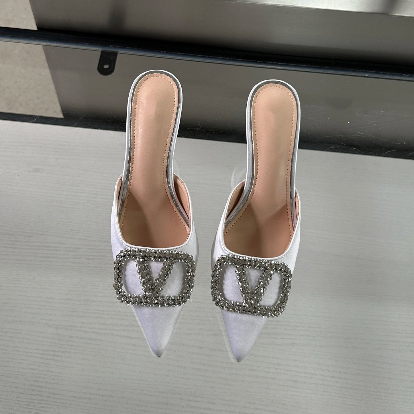 Elegant women's heels 