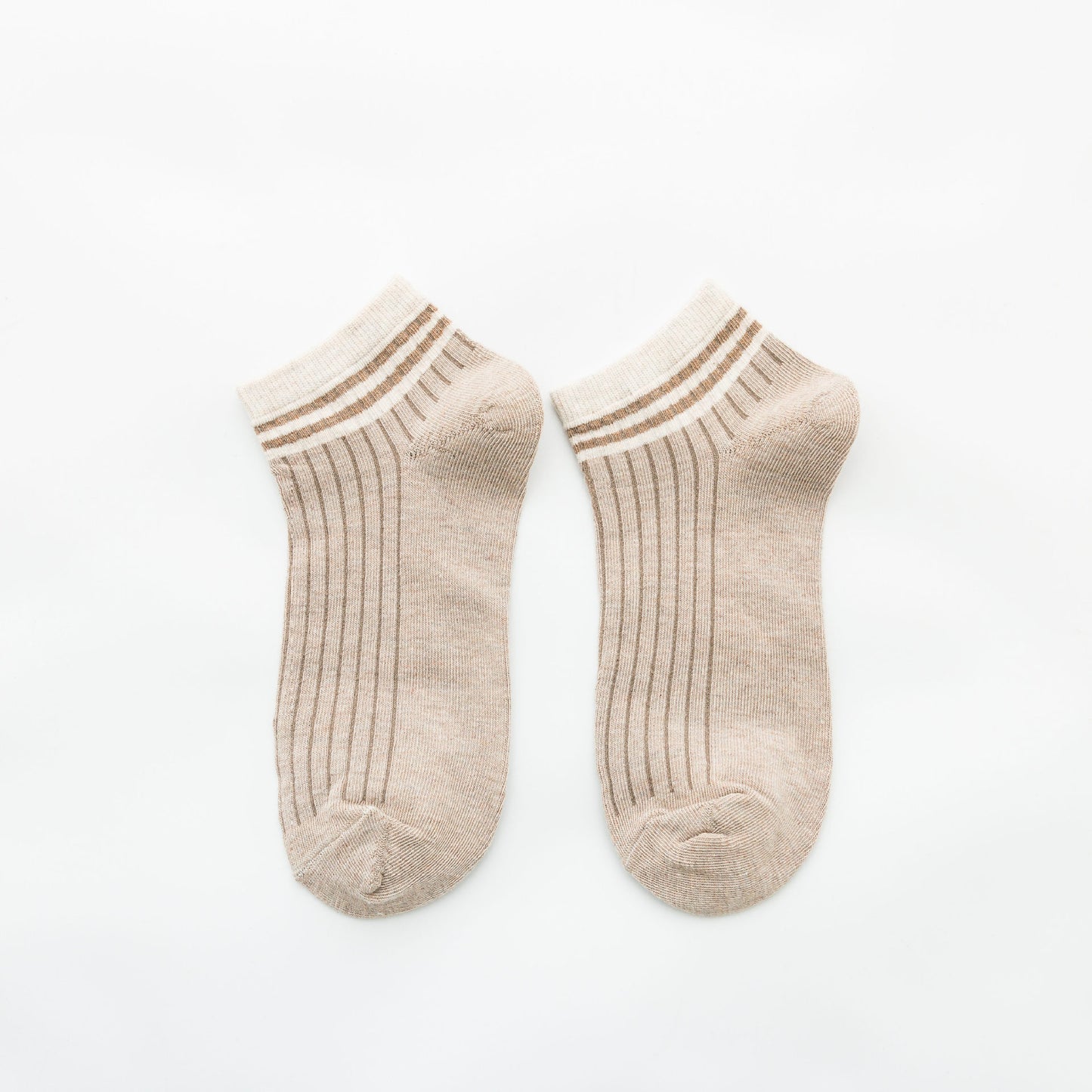 جوارب نسائية للربيع والصيف