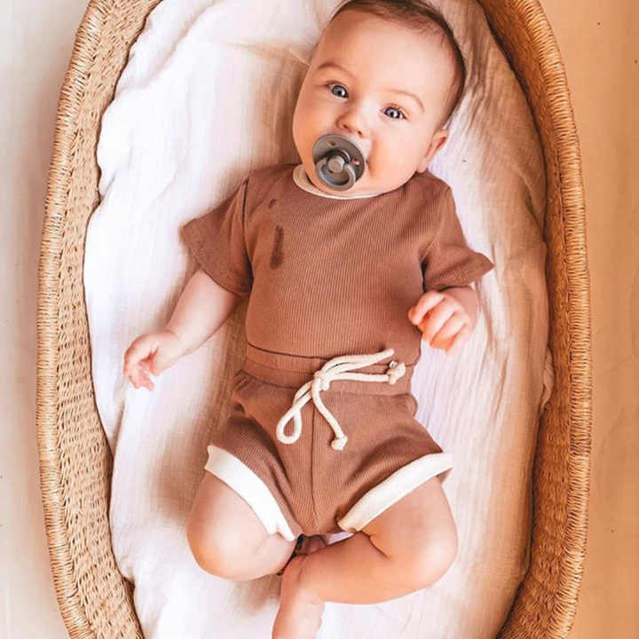 newborn babies 