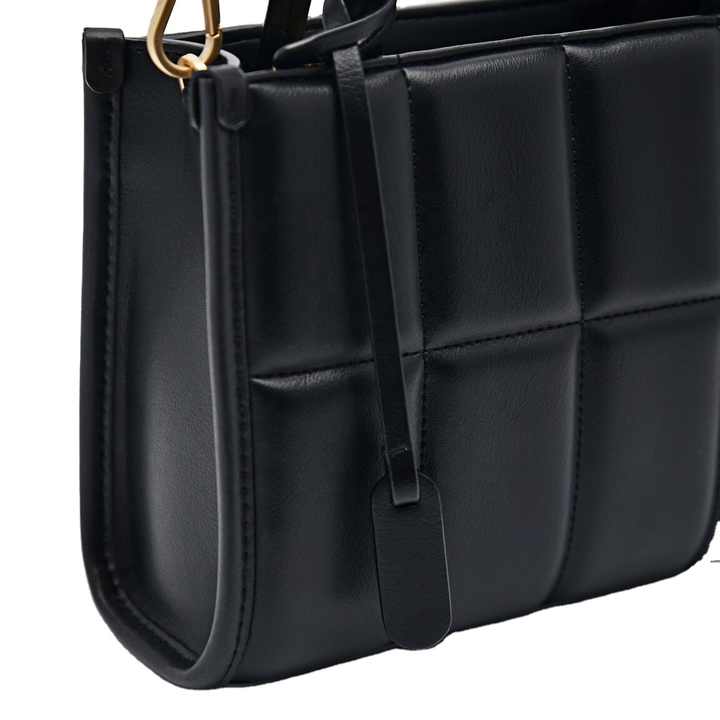 Fashionable and stylish handbags and wallets for women, small shoulder bags 