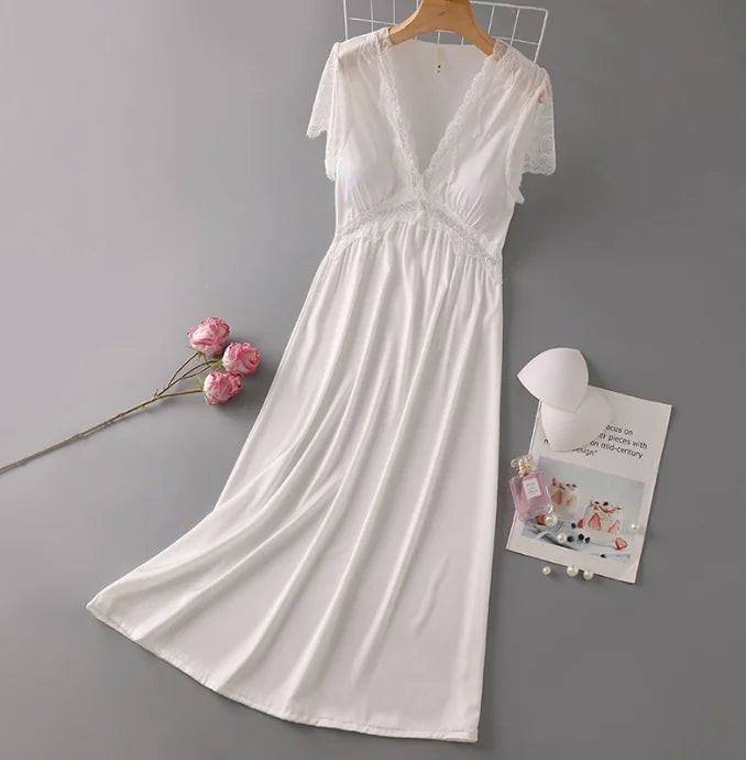 بيجامة نوم نسائية مثيرة