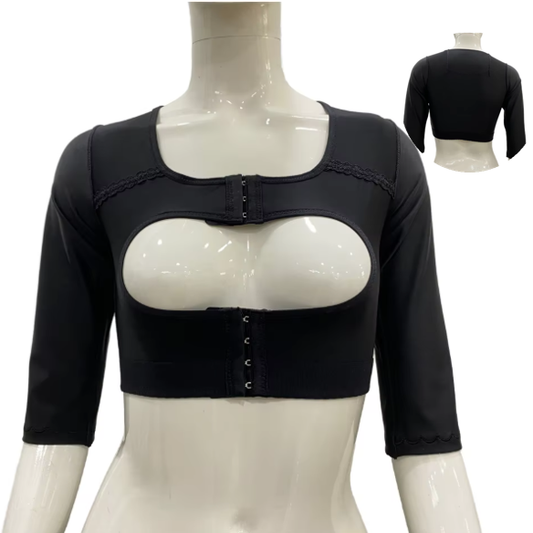 ملابس نسائية داخلية