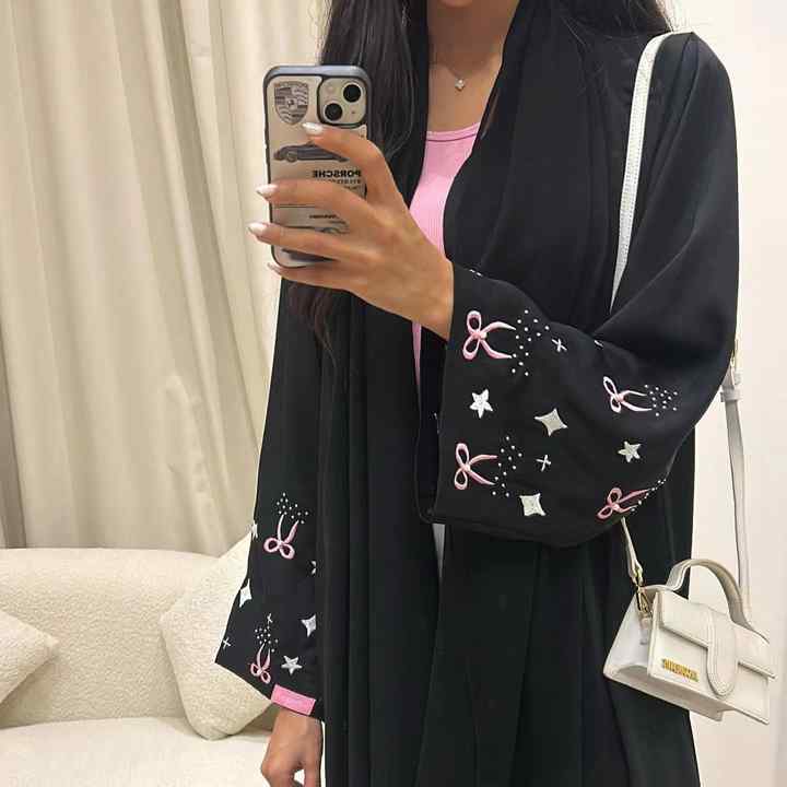 عبايات سودا  نسائيه