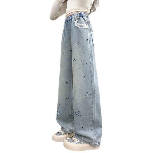 بنطلونات جينز واسعة-wide-leg jeans