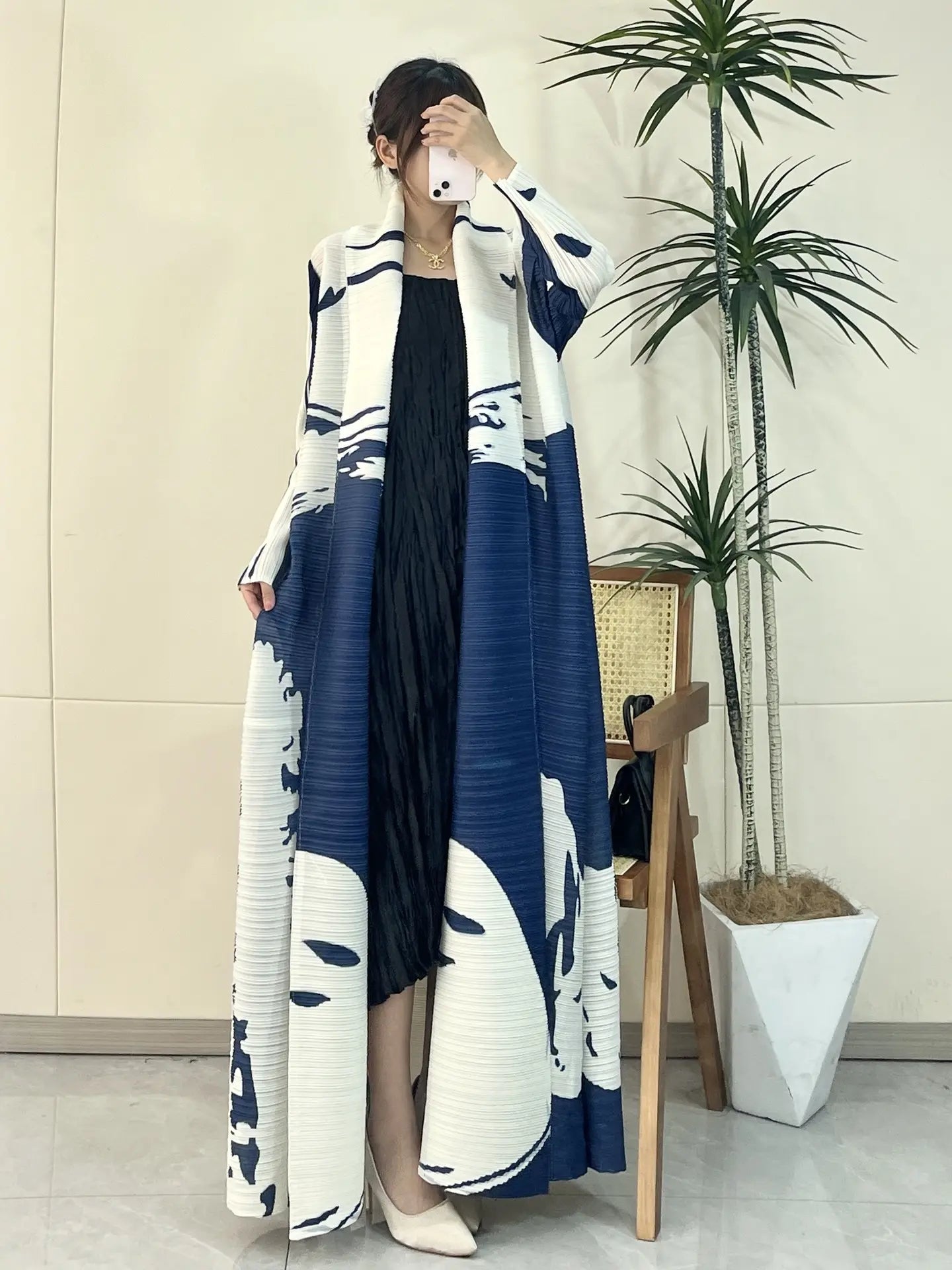 Women's clothing-ملابس نسائية