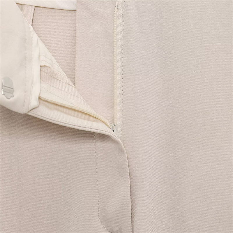 بنطلون نسائي