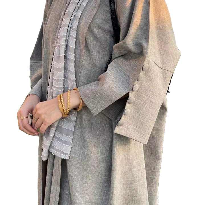 عباية ملونة انيقة