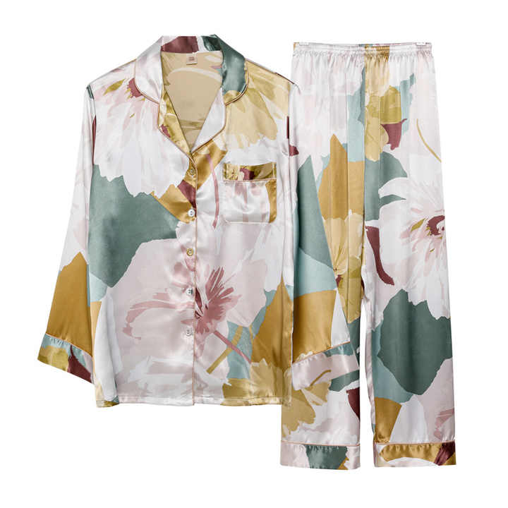 Custom Logo High Quality Digital Printing Winter Satin Sleepwear for Women Pure Silk Pajama Set for Women 