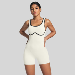 بدلات نسائيه رياضيه