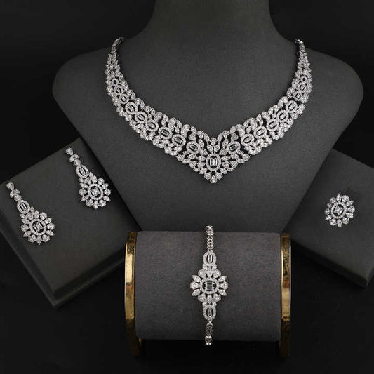 طقم مجوهرات فاخر للنساءLuxury Jewelry Set for Women