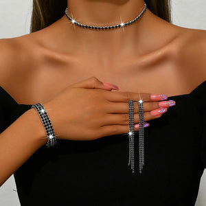 Necklace, bracelet and ring set 
