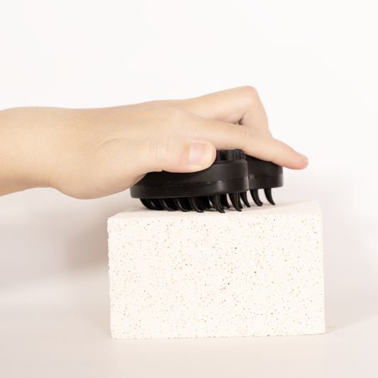 Heart-Shape Silicone Hairbrush with-فرشاة شعر سيليكون
