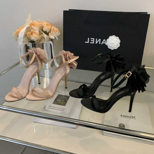 Chinese style high heels 