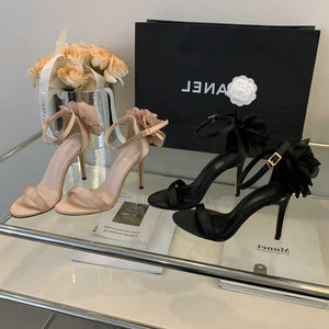 Chinese style high heels 