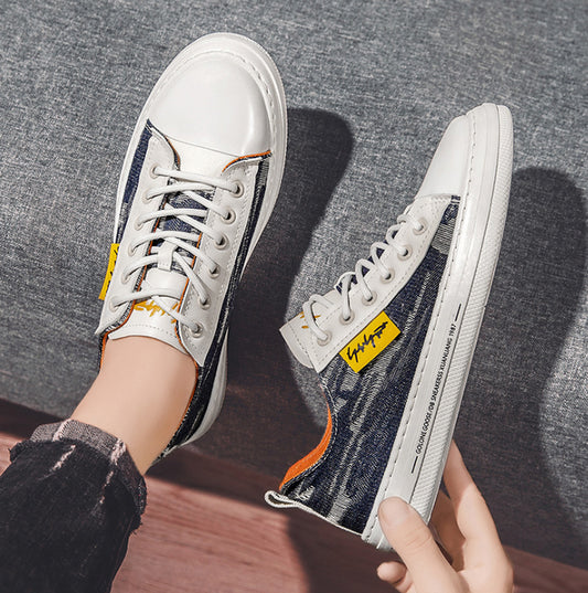 حذاء رياضي من قماش