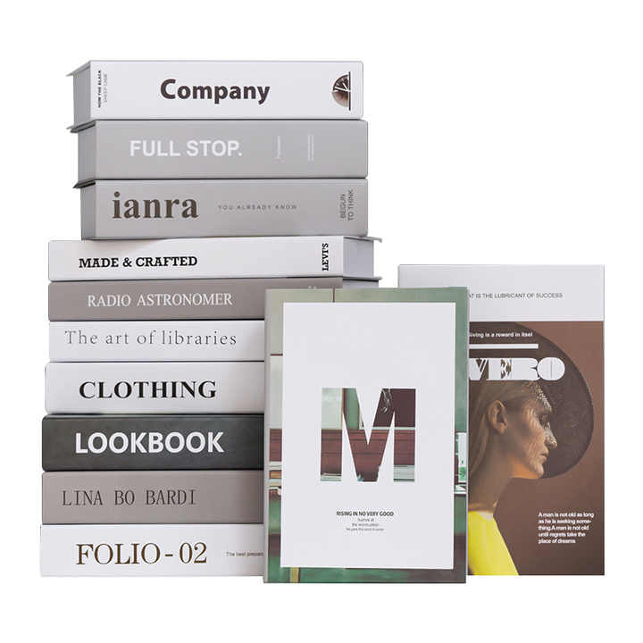 نموذج كتاب محاكاة إبداعي بسيط - Simple Modern Creative Simulation Book