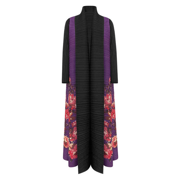 Elegant and luxurious black women's abayas 