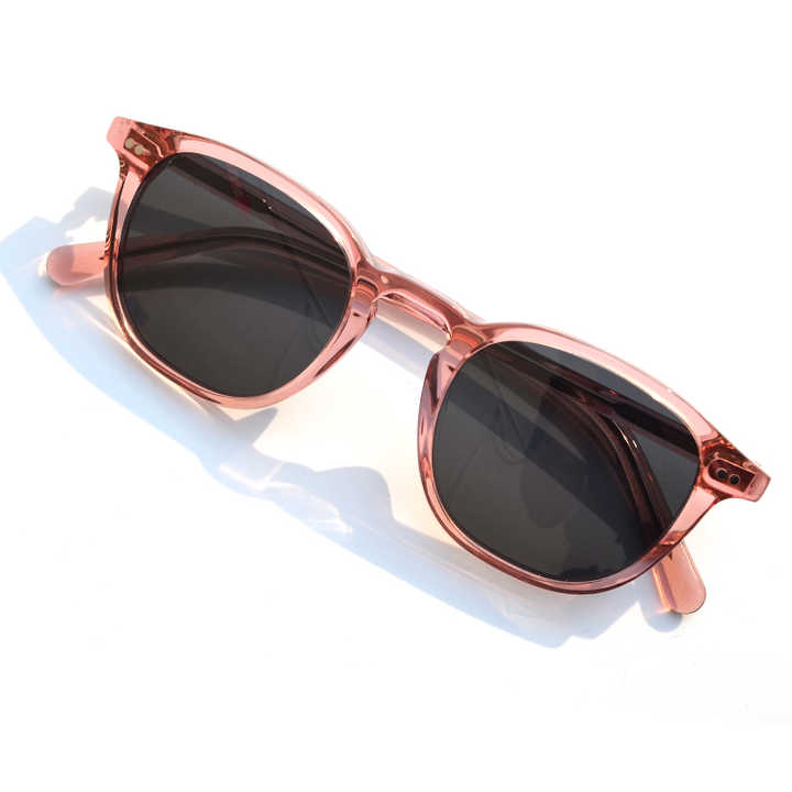 Sun Glasses in Blue and Pink Frames - نظارات شمسية نسائية