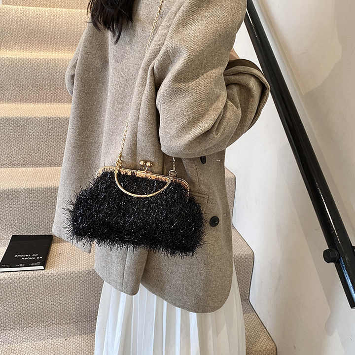 Stylish women's handbags with beautiful Korean Western design